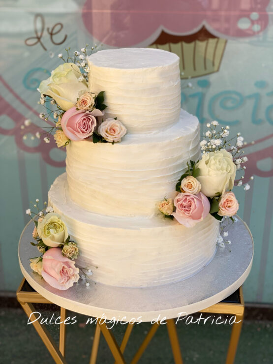 Tarta decorada fondant personalizada boda madrid