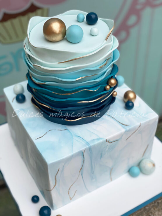 Tarta decorada fondant personalizada boda madrid