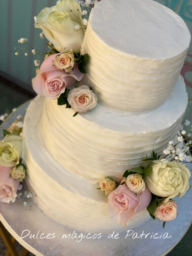 Tarta decorada fondant personalizada boda madrid