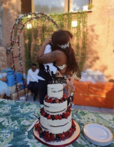 Tarta decorada frutos rojos