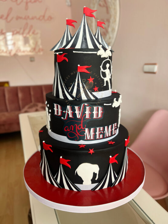 Tarta boda temática circo