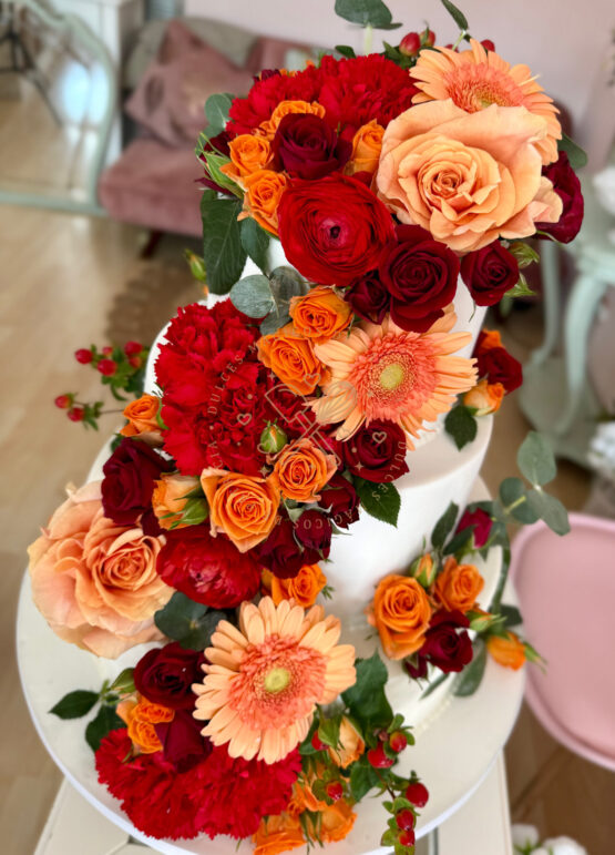 tarta-boda-naranja-rojo-mentidero