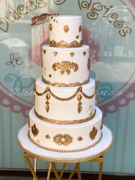 Tarta decorada fondant personalizada boda madrid