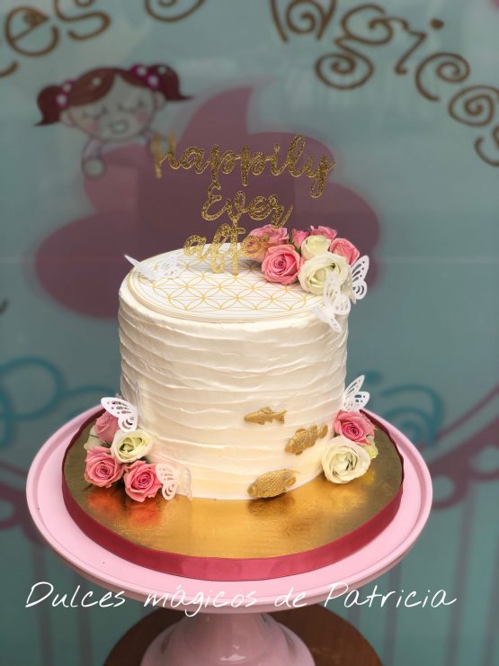 tarta boda crema flores rosas