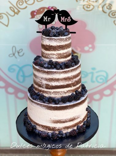 tarta boda negra naked cake frutos