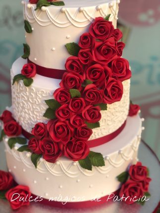 tarta boda rosas rojas madrid