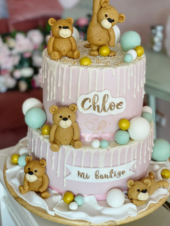 Tarta con estructura bautizo Chloe