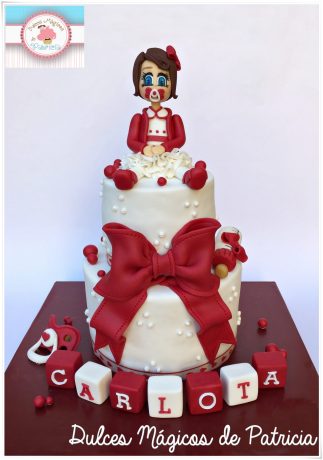 tarta bautizo niña rojo madrid