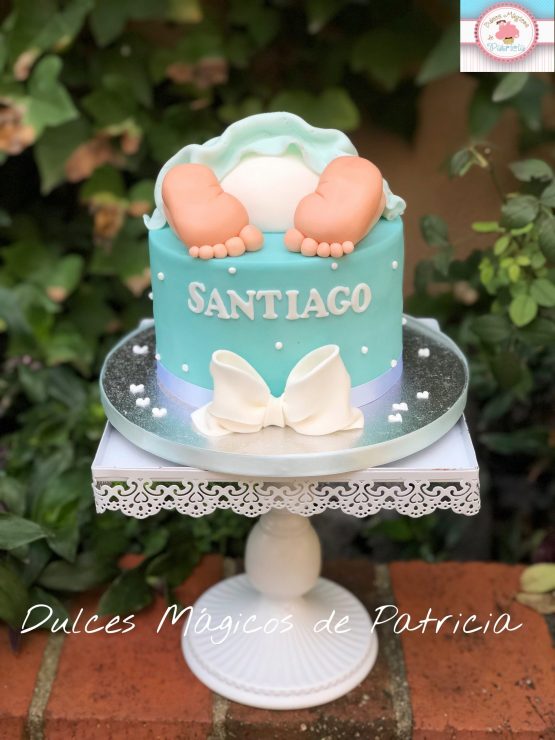 tarta pies bebé azul