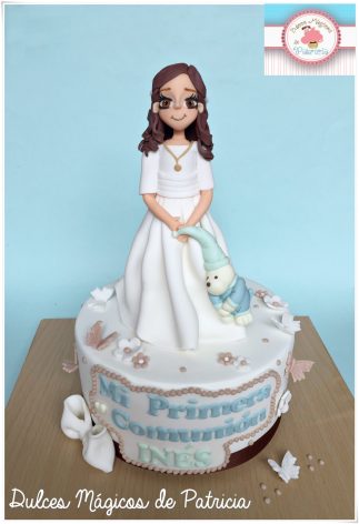 tarta comunión niña azul alcalá