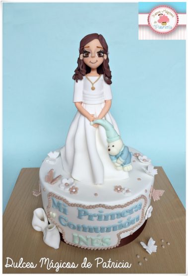 tarta comunión niña azul alcalá