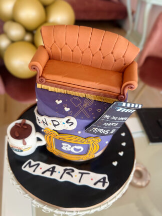 Tarta decorada Friends