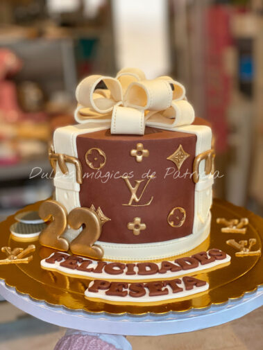 Tarta decorada louis vuitton