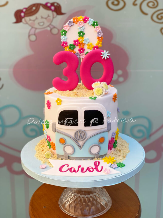Tarta decorada Madrid furgo hippie