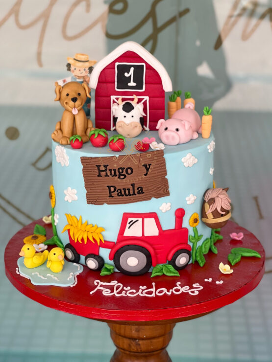 Tarta decorada granja