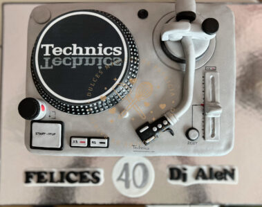 Tarta plato dj Technics