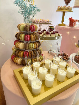 Mesa dulce boda tonos rosas y dorados