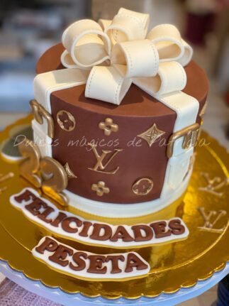 Tarta decorada louis vuitton