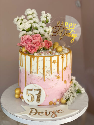 Tarta decorada Madrid Drip cake