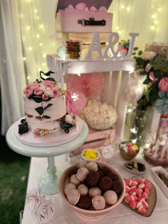 Mesa dulce boda A&J con letras love