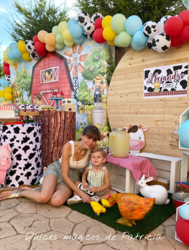 Mesa dulce y decoración cumpleaños La granja