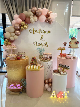 Mesa dulce boda tonos rosas y dorados