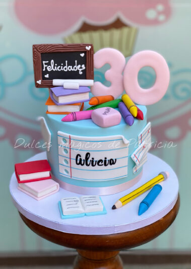 Tarta decorada profesora
