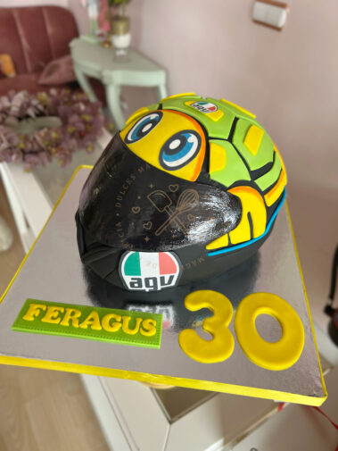 Tarta casco moto Valentino Rossi