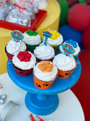 Mesa dulce Patrulla canina