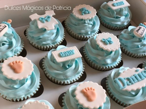 Cupcakes decorados bebé en azul