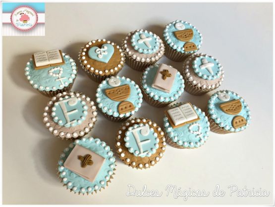 Cupcakes decorados temática Comunión