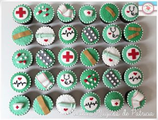 Cupcakes decorados temática médicos
