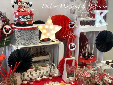 Candy bar minnie mouse