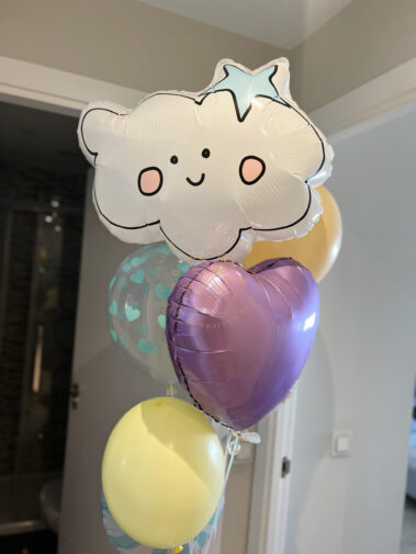 Decoración de globos primera año