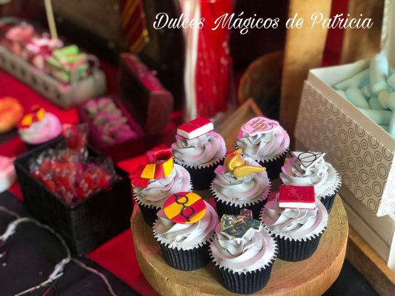 Cupcakes decorados temática Harry Potter