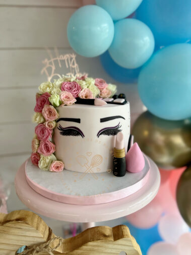 Tarta decorada maquillaje