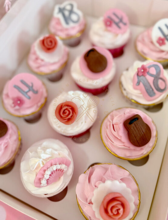 Cupcakes 18 años en tonos rosas