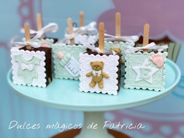 brownies decorados bautizo