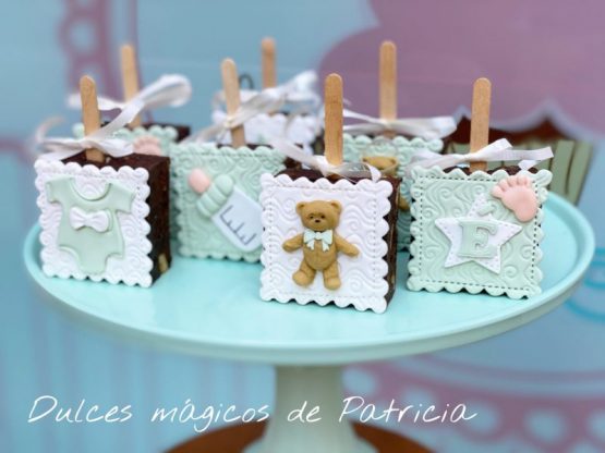 brownies decorados bautizo