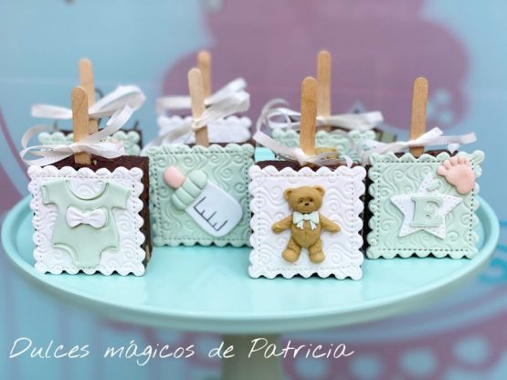 brownies decorados bautizo