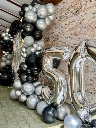 photocall globos 50 años alcalá