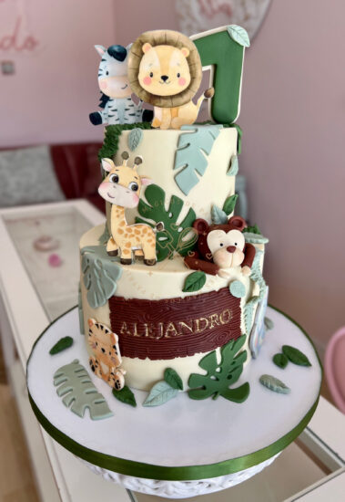tarta decorada animales de la selva