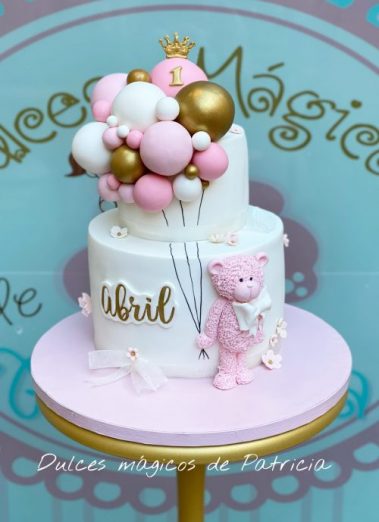 Tarta osito con globos bebé