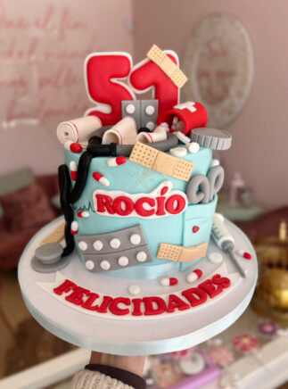 Tarta decorada médicos