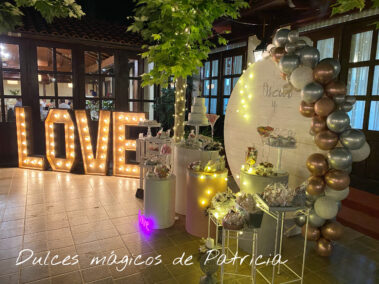 Alquiler letras LOVE para bodas