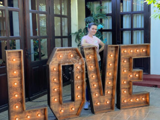 Alquiler letras love madera para bodas