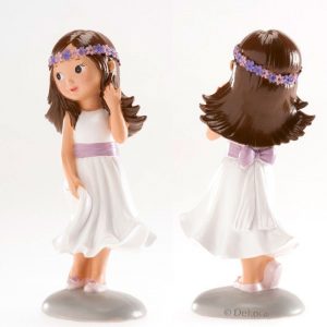 figura decorativa tarta niña de comunión con lazo violeta