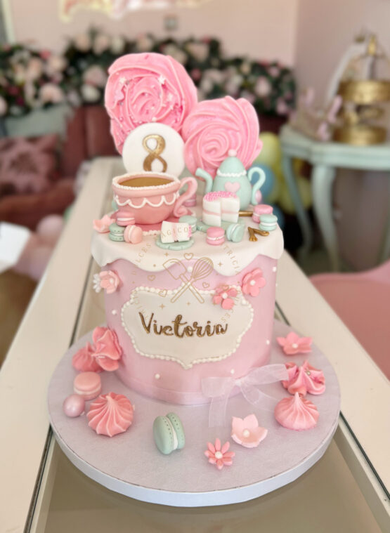 tarta decorada hora del té