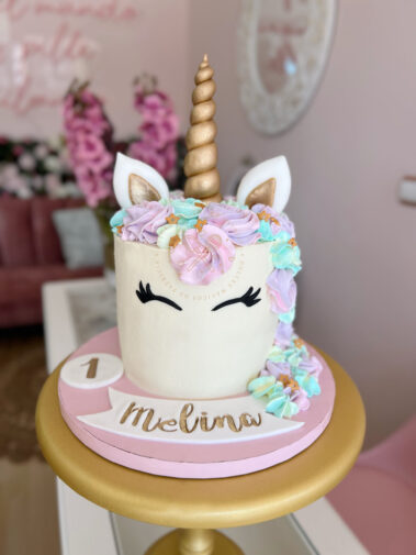 Tarta decorada infantil unicornio
