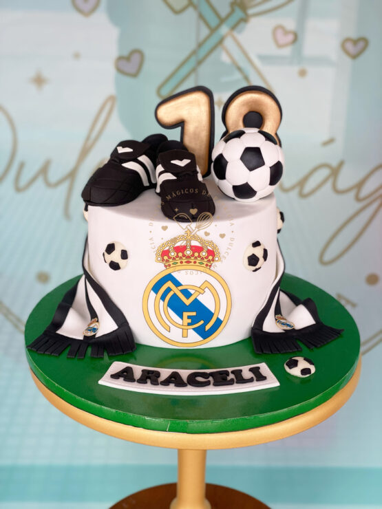 Tarta decorada fútbol Real Madrid